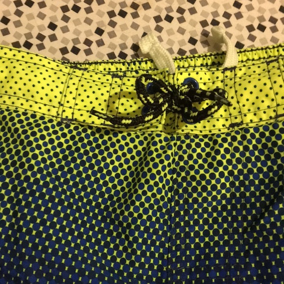 Body Glove Swim trunks XL (18) - Picture 3 of 5